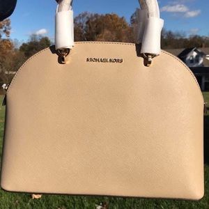 🌟NWT Michael Kors Emmy Large Dome Satchel🌟